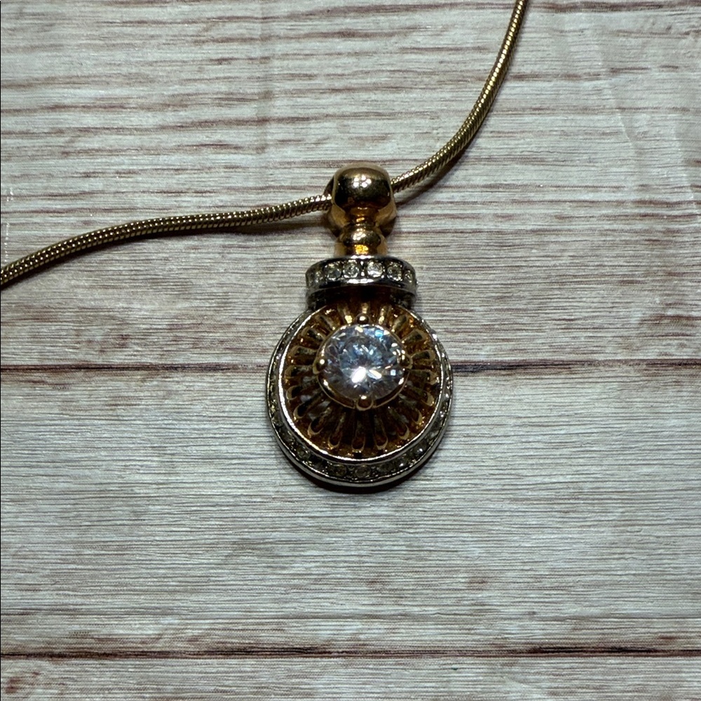 LR Lady Remington Elegant Gold Pendant With Rhinestones Necklace